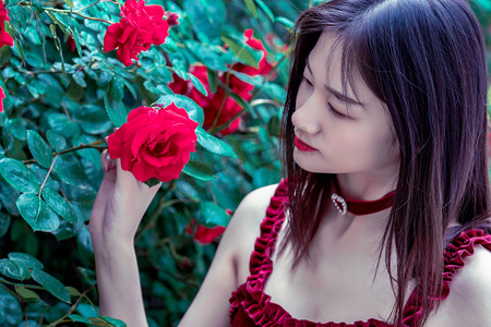 陕西西安：防空洞改造成纳凉中心 供市民避暑